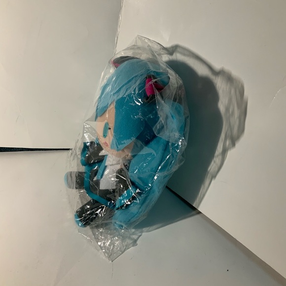 Hatsune Miku Vocaloid Plush - Picture 5 of 11
